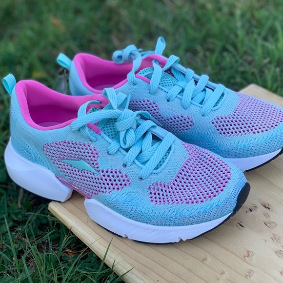 Avia Segmented Bottom Women’s Lightweight Sneakers - Picture 16 of 16